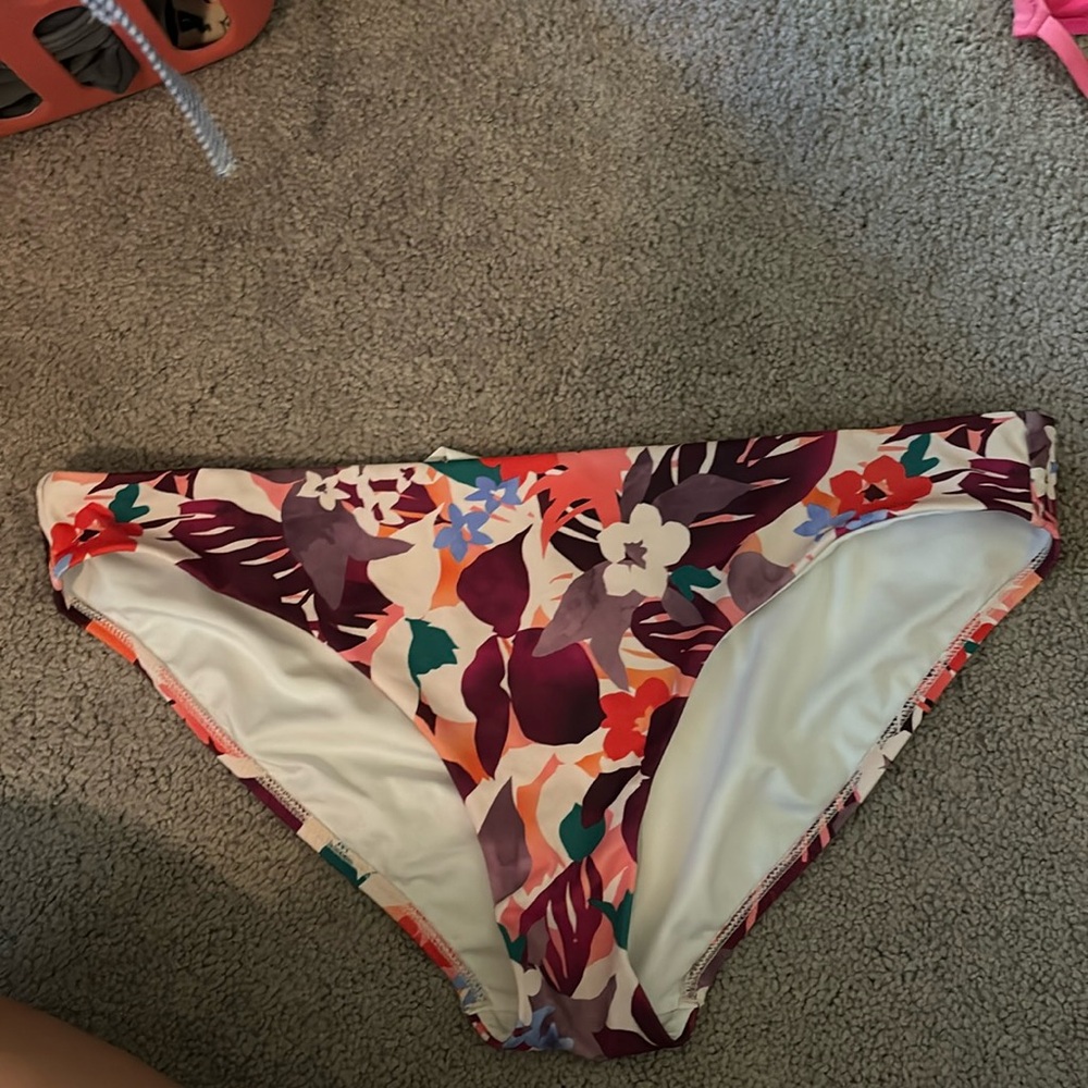 Large floral athleta swimsuits bottoms